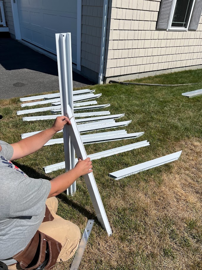 Starting assembly of above ground inground pool